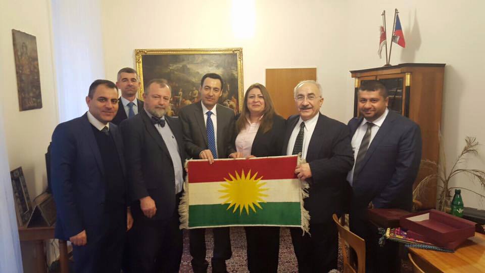 Kurdish members of parliament were greeted with Kurdish flags at the Czech Republic presidential palace