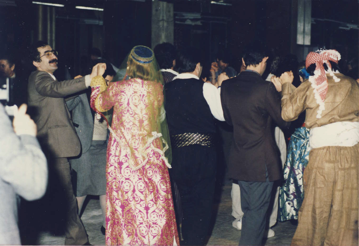 Slavnost po otevření 1.kurdské knihovny v USA,New York,1986