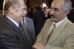 Yekta Uzunoglu with Václav Havel